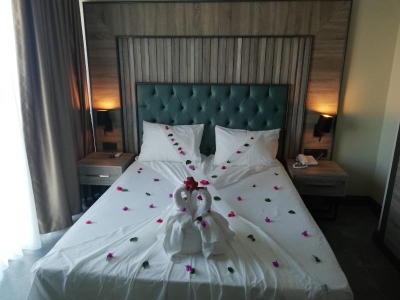 Rodinn Park Hotel Antalya Eksteriør billede