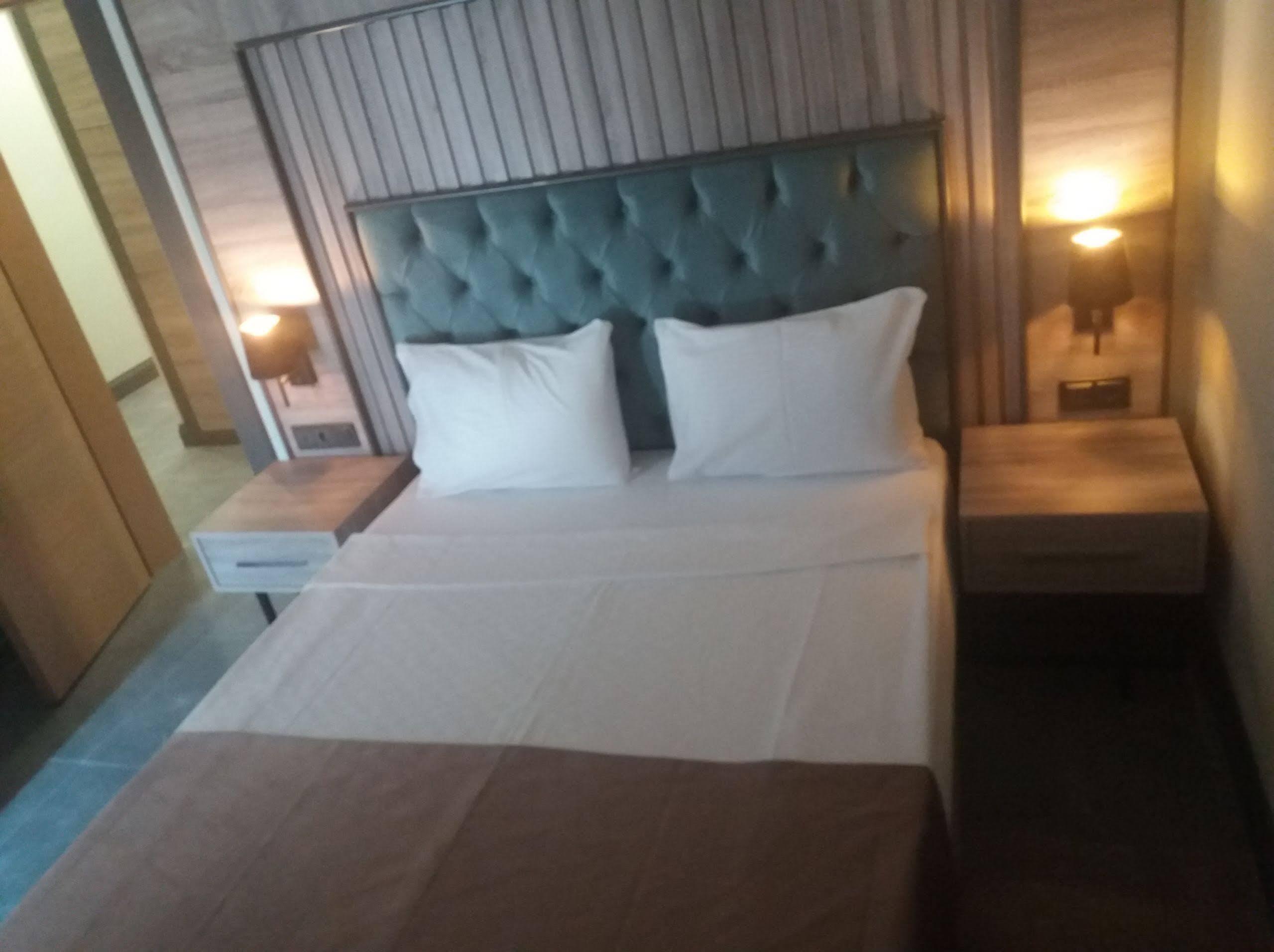 Rodinn Park Hotel Antalya Eksteriør billede