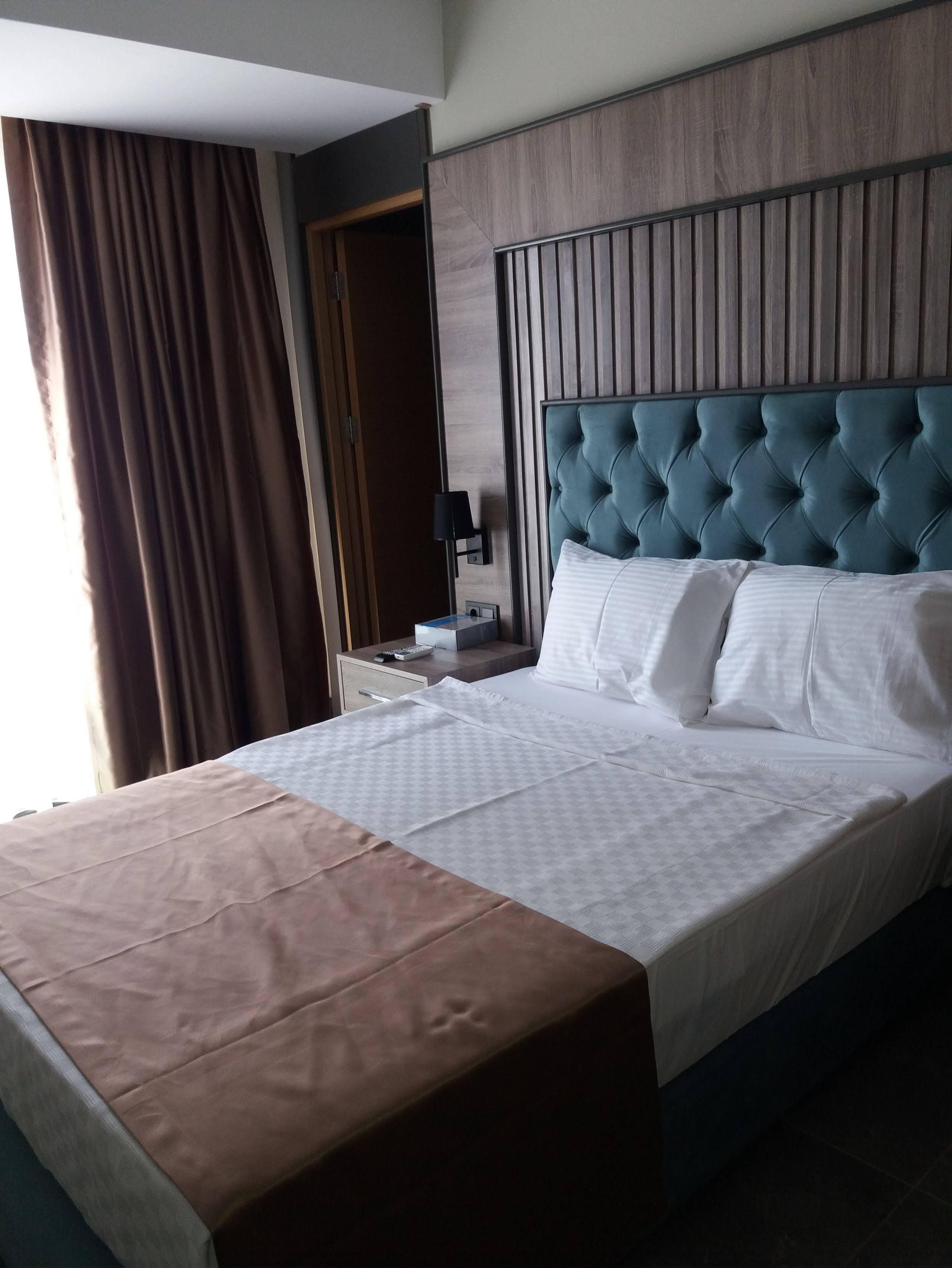 Rodinn Park Hotel Antalya Eksteriør billede